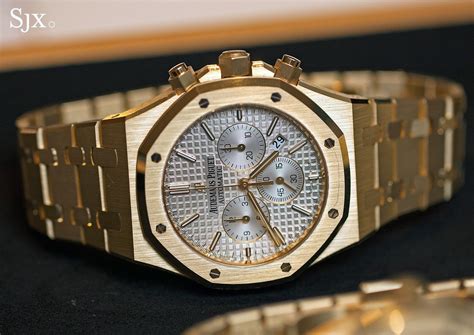 yellow gold royal oak|piguet royal oak quartz price.